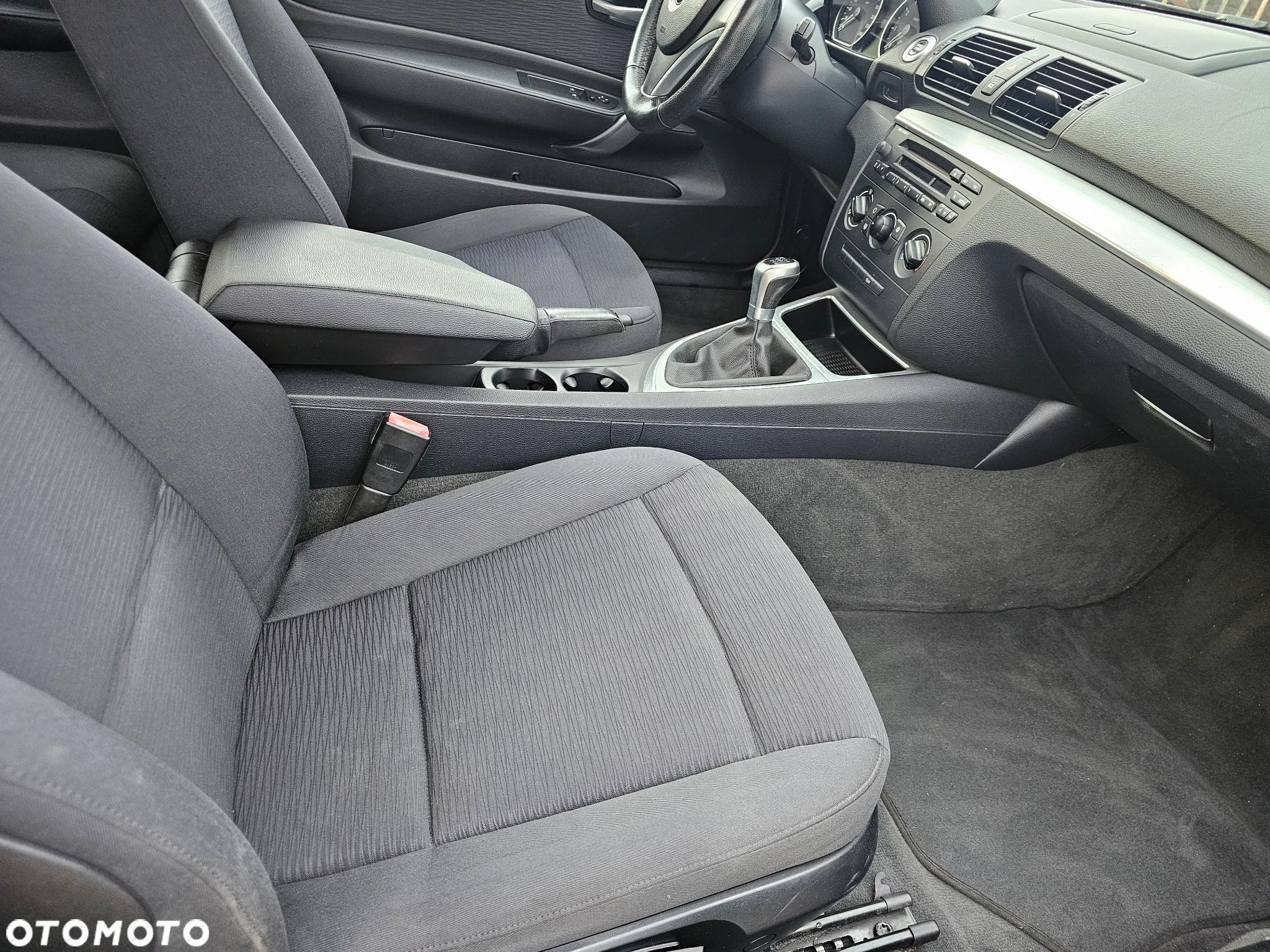 BMW Seria 1 116i - 10