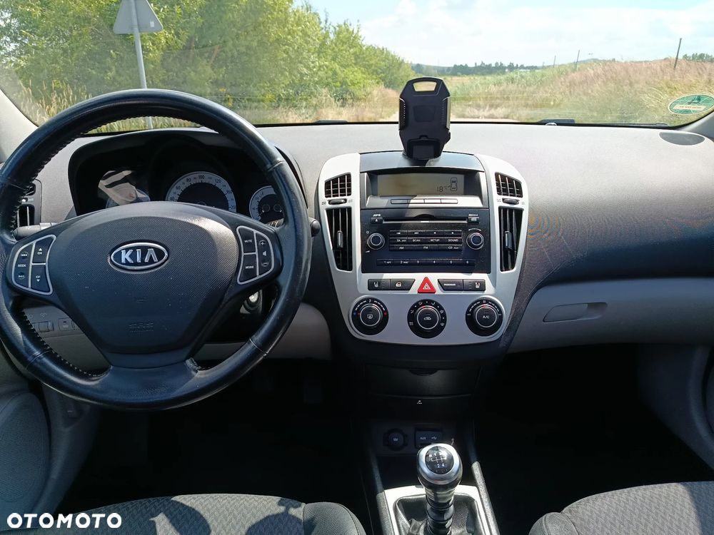 Kia Ceed 1.4 CVVT EX - 35