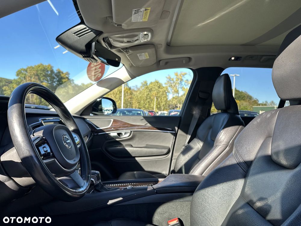 Volvo XC 90 - 15