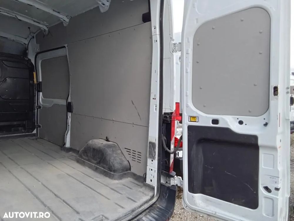 Ford Transit - 6