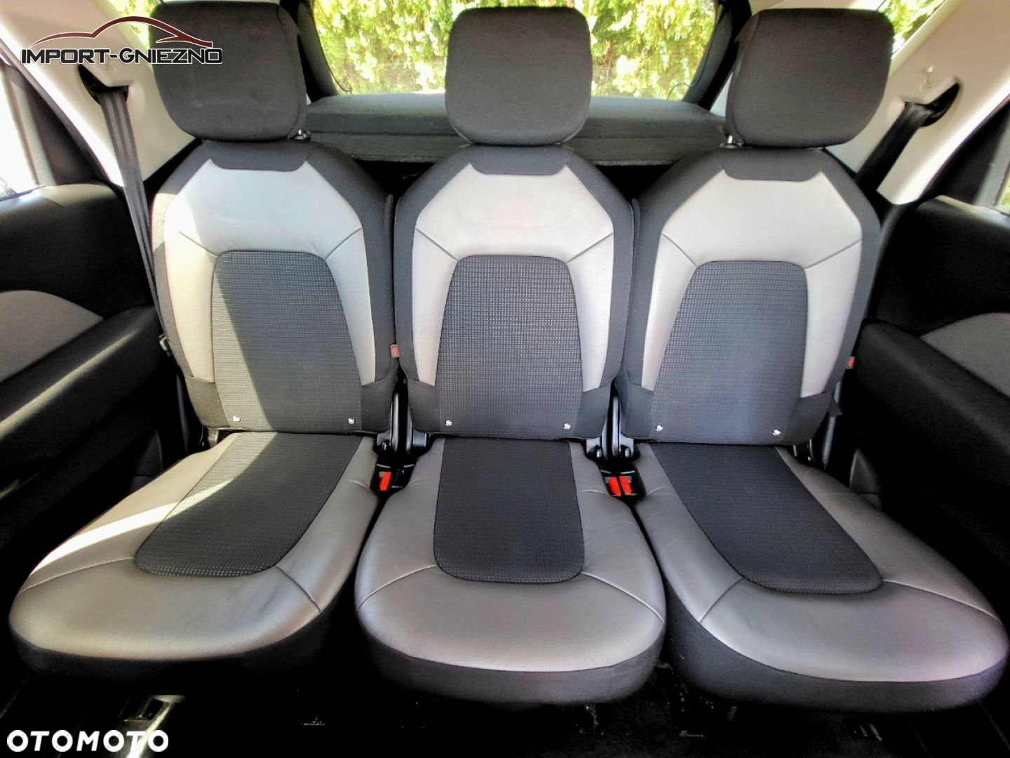 Citroën C4 Picasso - 12