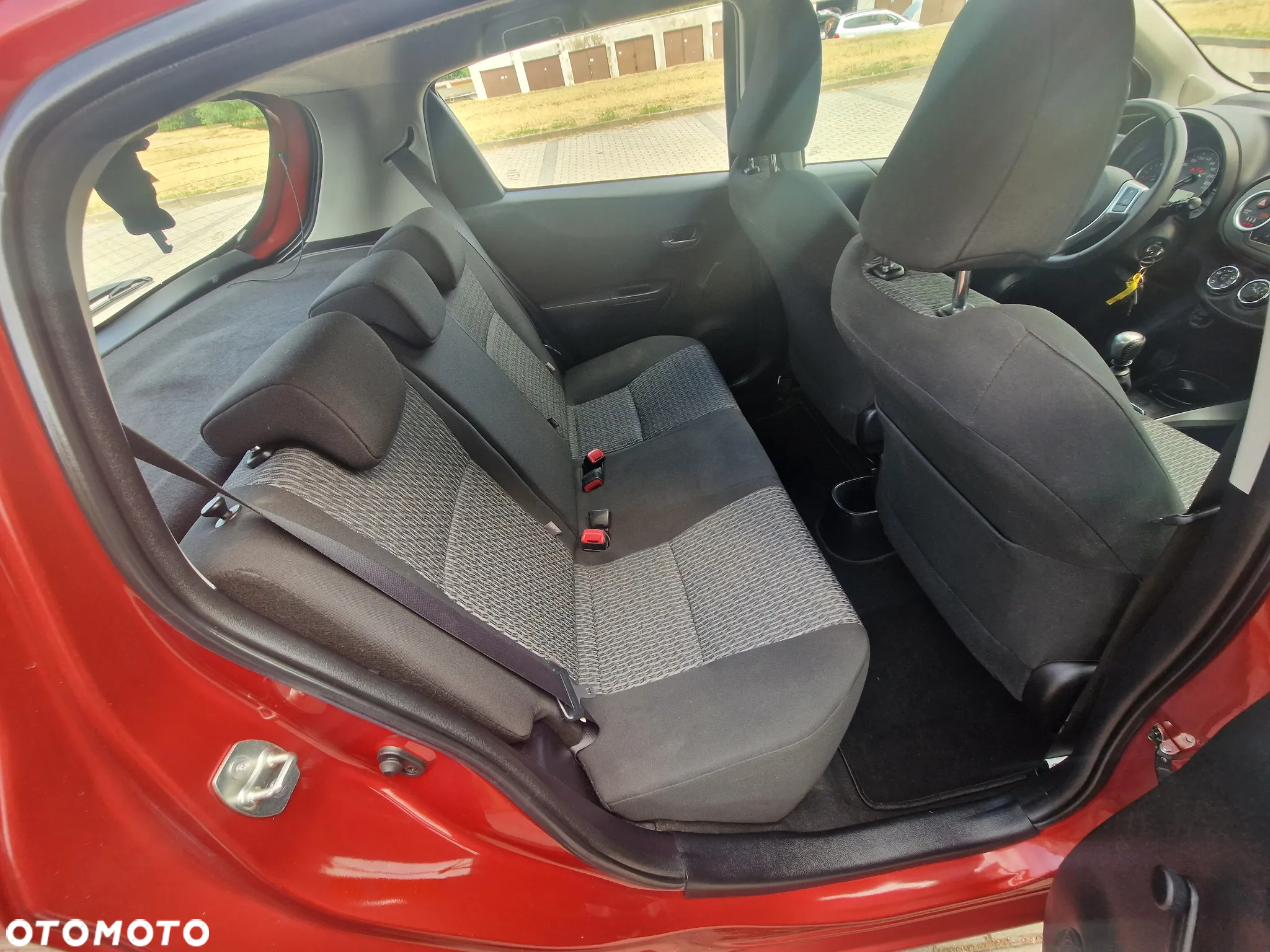Toyota Yaris 1.33 Premium EU6 - 25