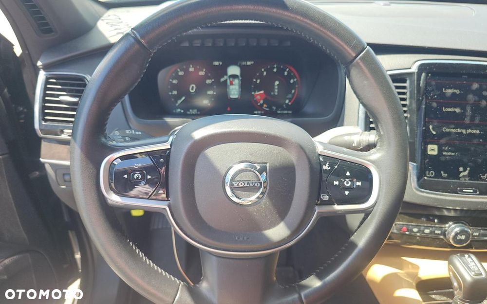 Volvo XC 90 - 7