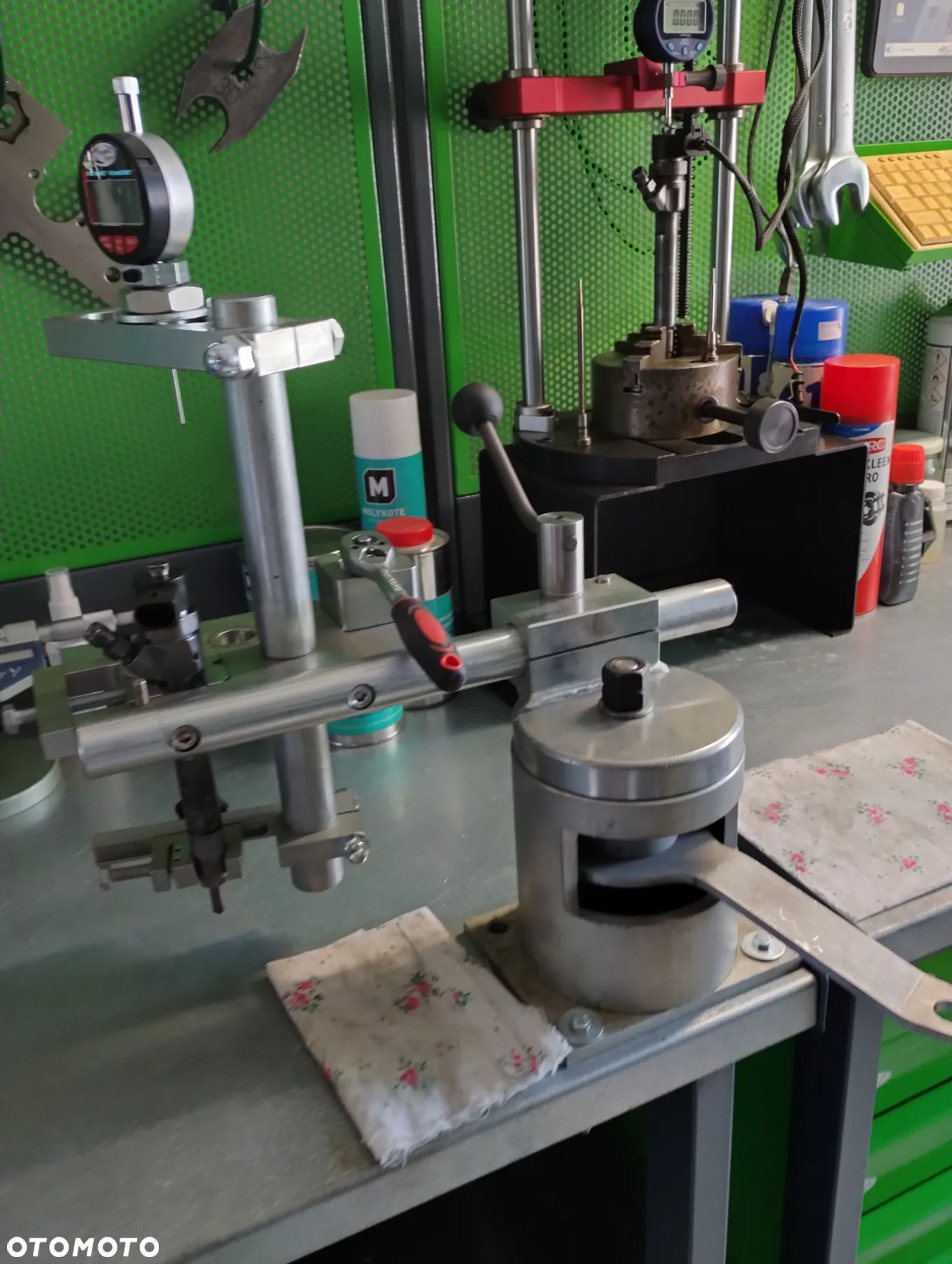 Szlifierka do regeneracji zaworków  w wtryskach Piezo i CR - 6