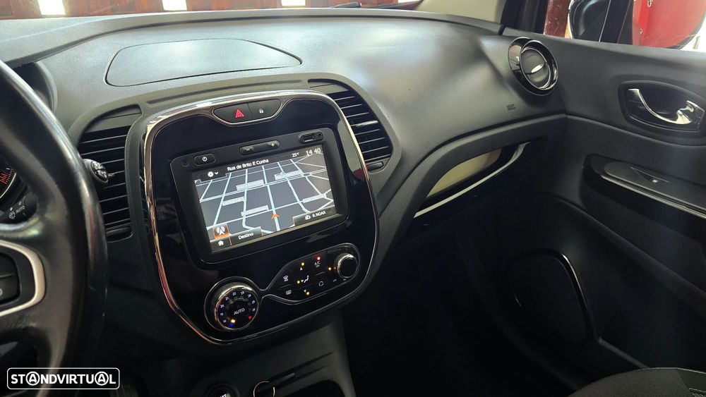 Renault Captur 0.9 TCE Sport - 23
