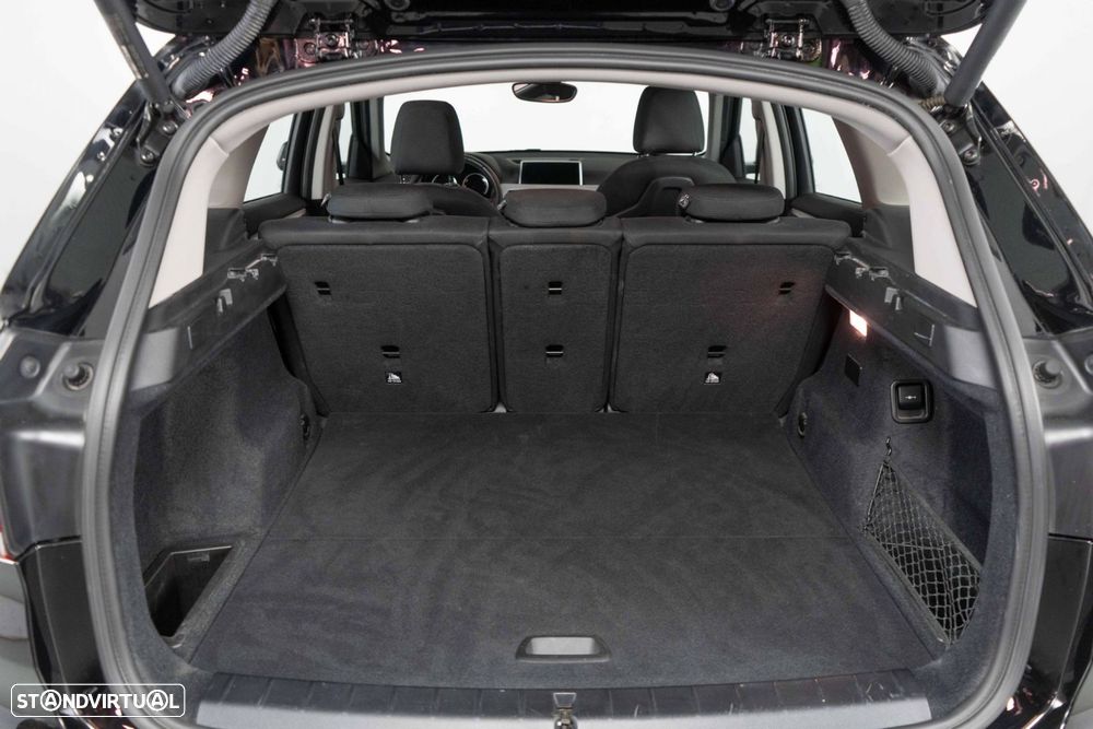 BMW X1 25 e xDrive Corporate Edition - 14