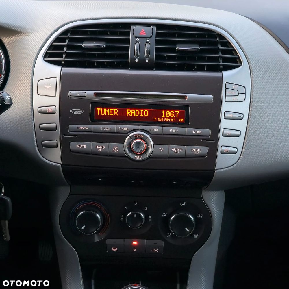 Fiat Bravo 1.4 16V Dynamic - 30