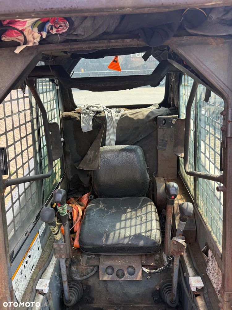 Bobcat 853H - 8