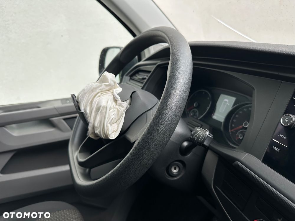 Volkswagen Transporter - 13