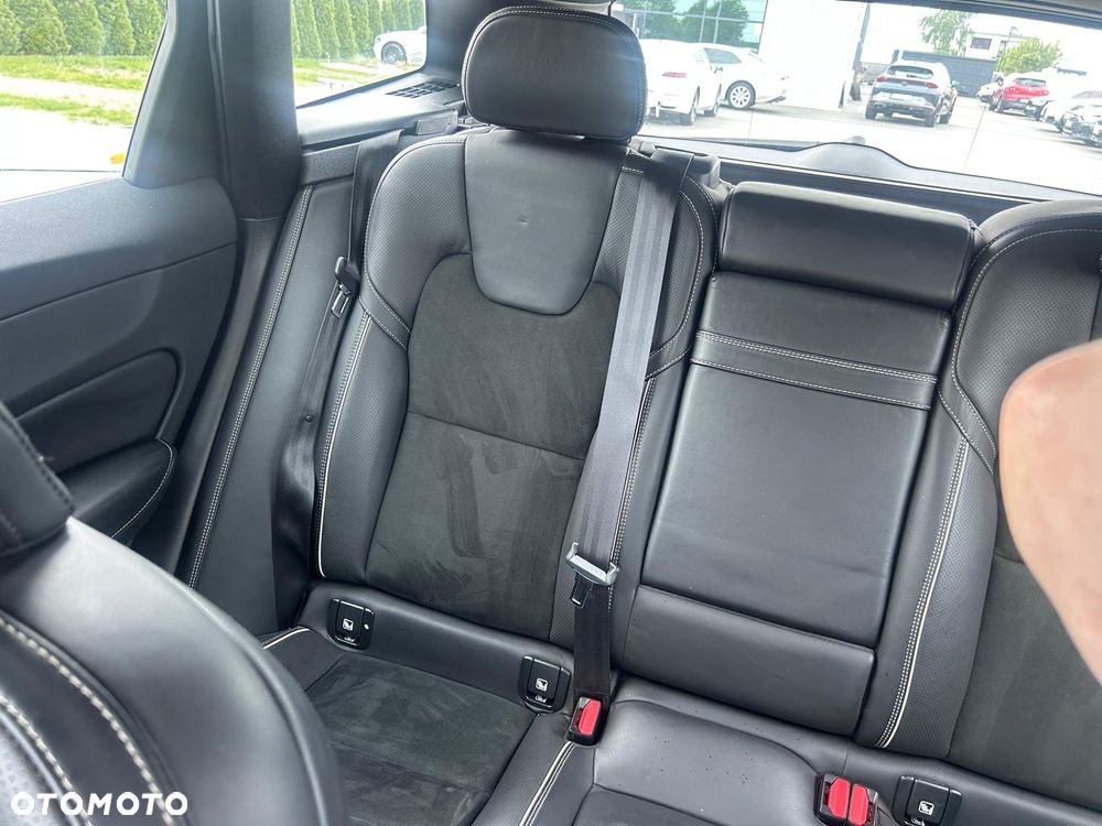 Volvo XC 60 D4 SCR R-Design - 25