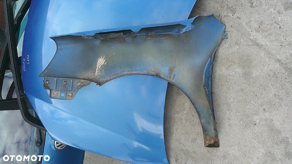 VW GOLF V BŁOTNIK LEWY LC5G - 4