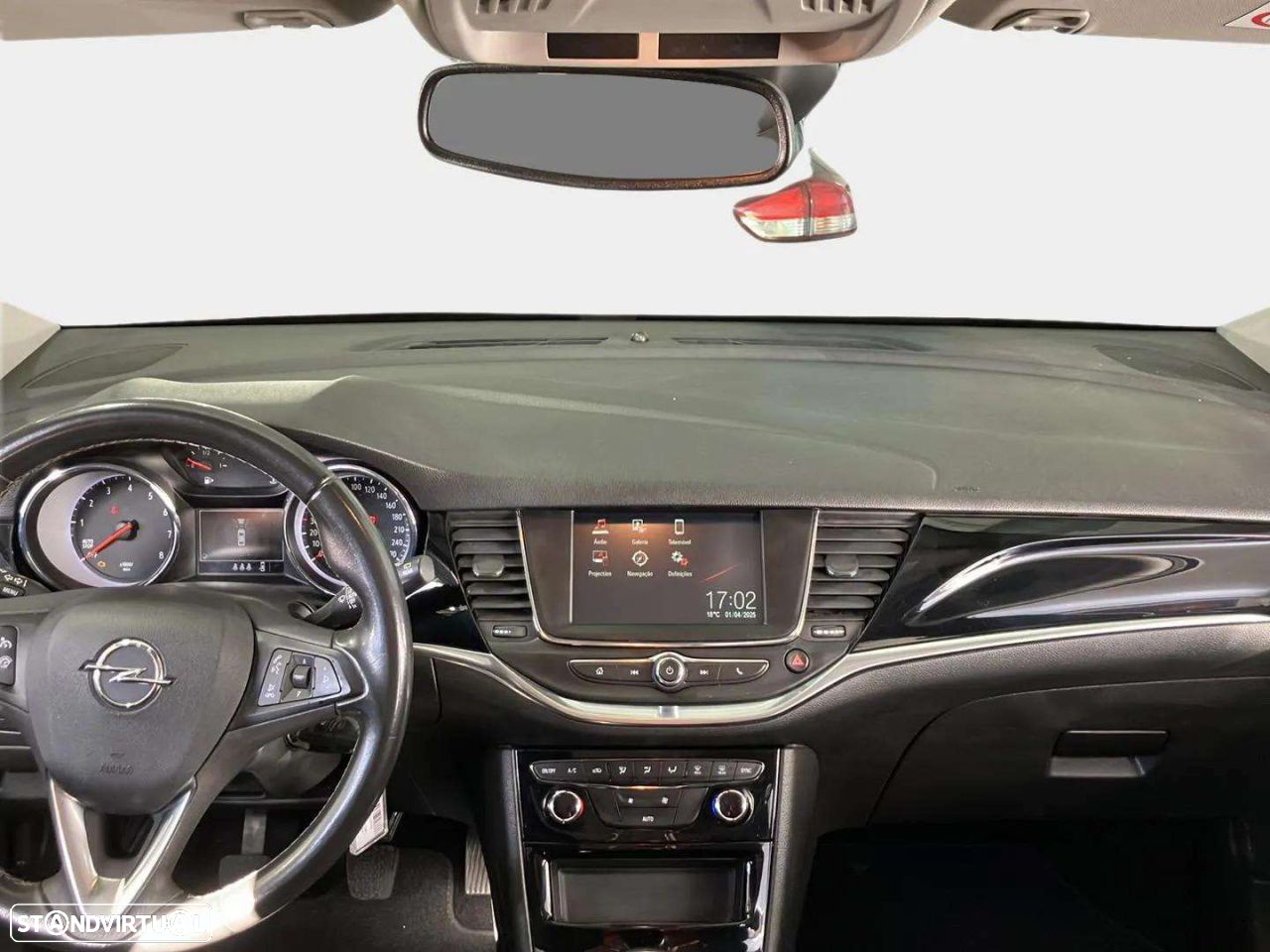 Opel Astra Sports Tourer - 10