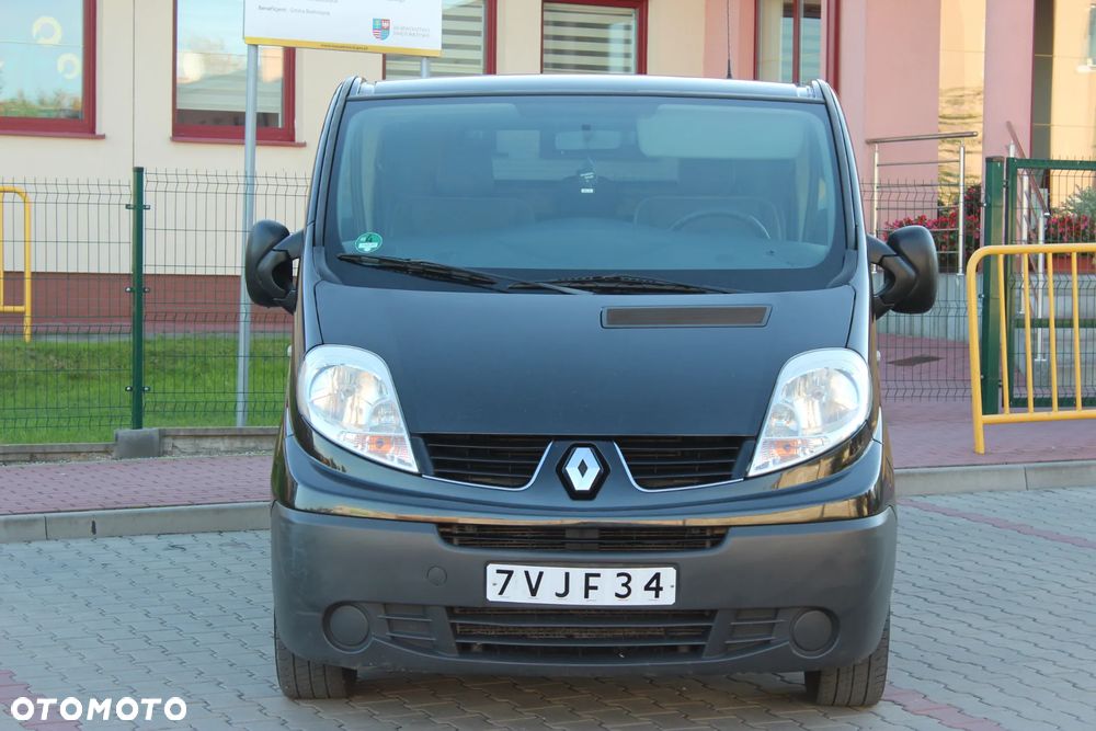 Renault Trafic, Vivaro, Primastar, Brygadówka 5/6 osób,  L2H1, 2.5 150KM - 6
