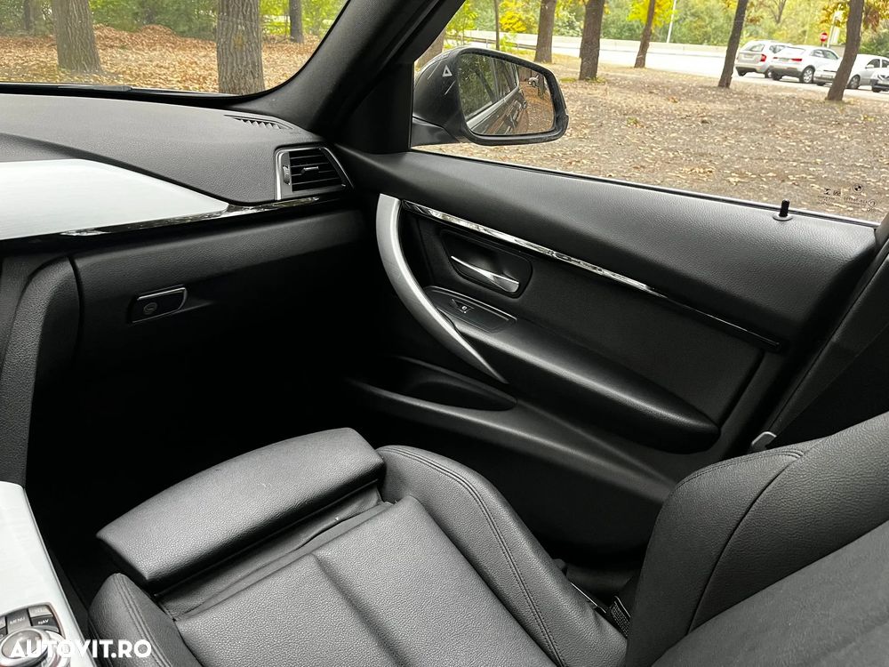 BMW Seria 3 318d Touring Aut. Sport Line - 21