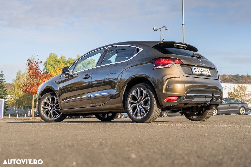 Citroën DS4 HDi 165 Aut. SportChic - 11