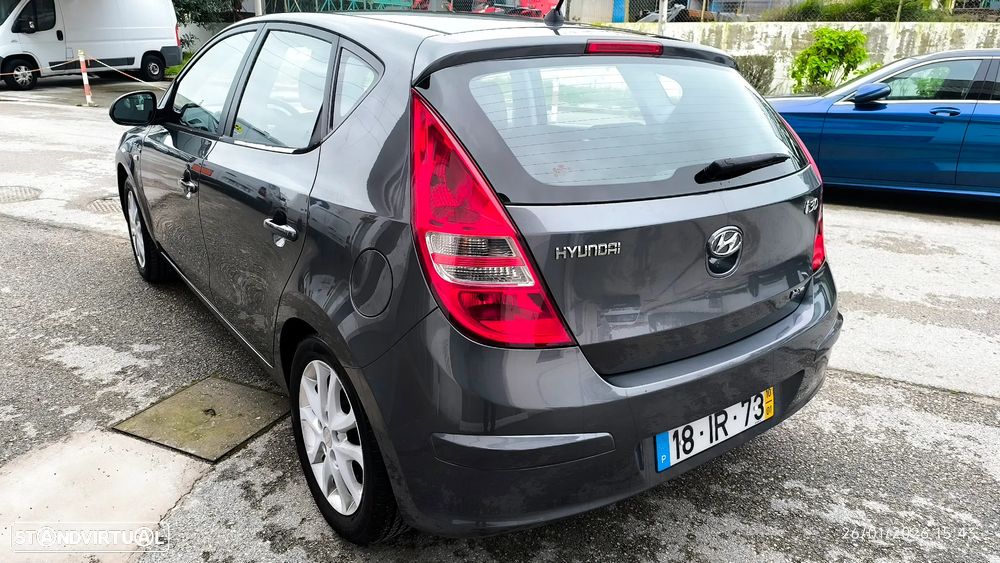 Hyundai i30 1.4 CVVT Blue Comfort - 11