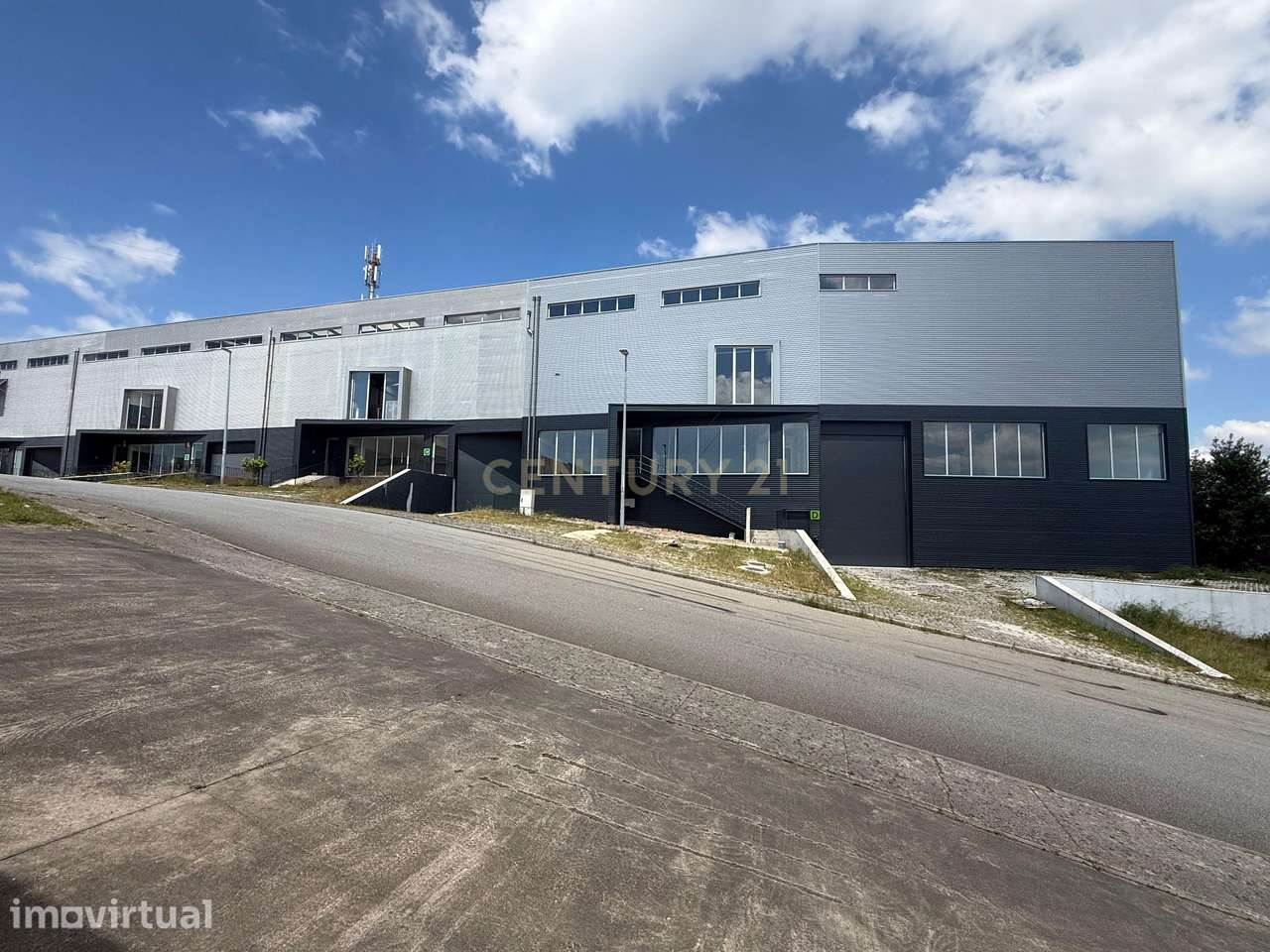 ARMAZÉM INDUSTRIAL | SANTO TIRSO | INVESTIMENTO / LOGÍSTICA / COMÉRCIO - Grande imagem: 3/8