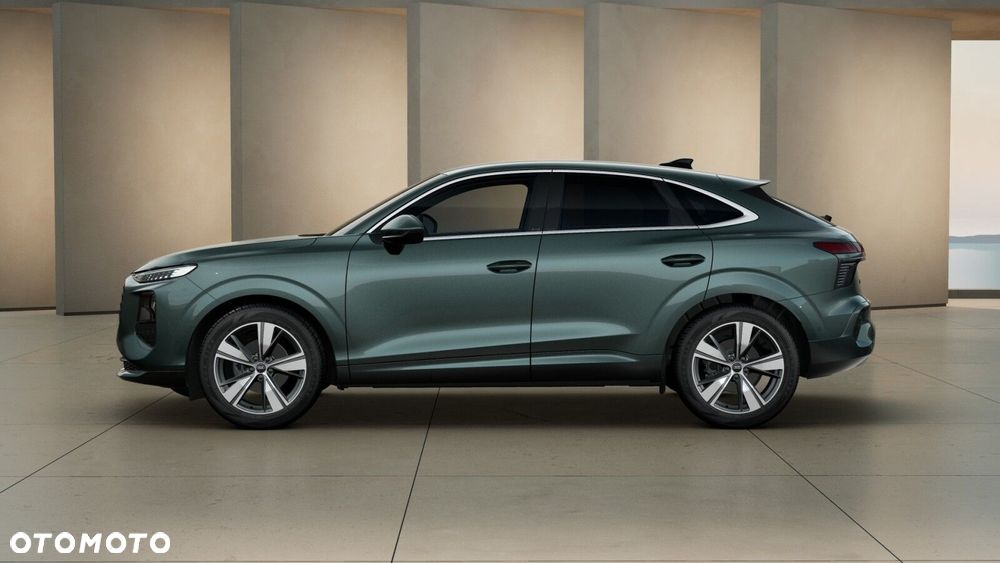 Audi Q3 Sportback - 4