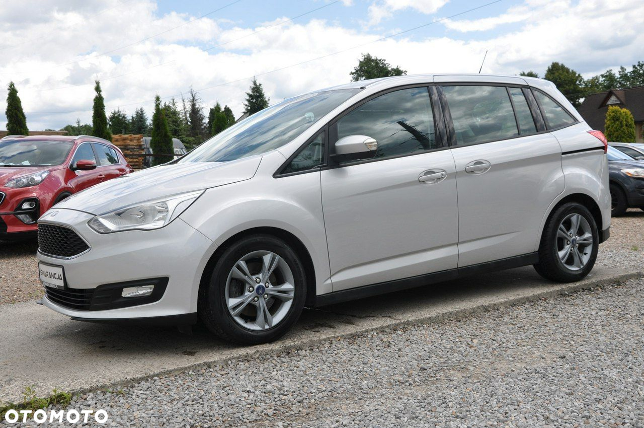 Ford Grand C-MAX - 3