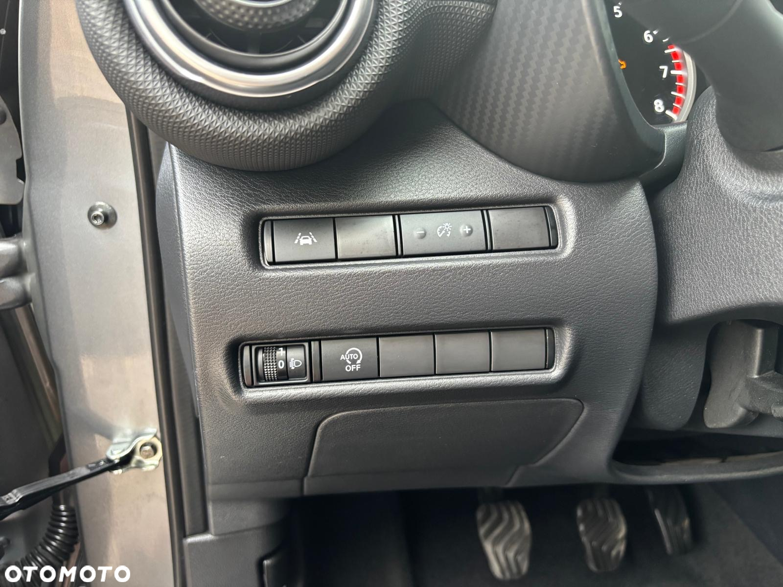 Nissan Juke 1.0 DIG-T N-Connecta - 23