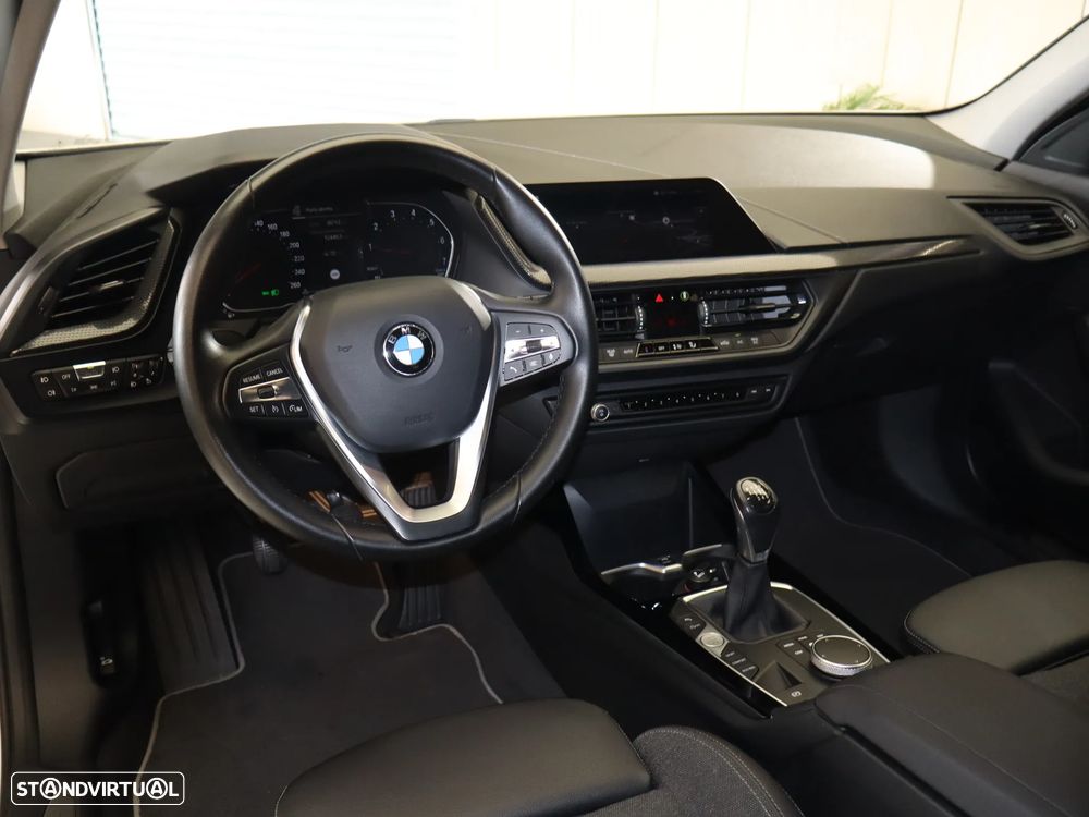 BMW 116 i Sport Line - 14