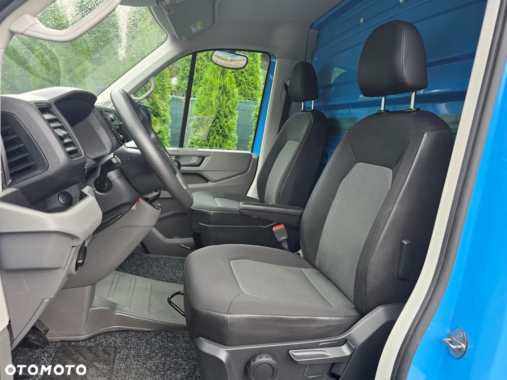 Volkswagen CRAFTER L4 - 16