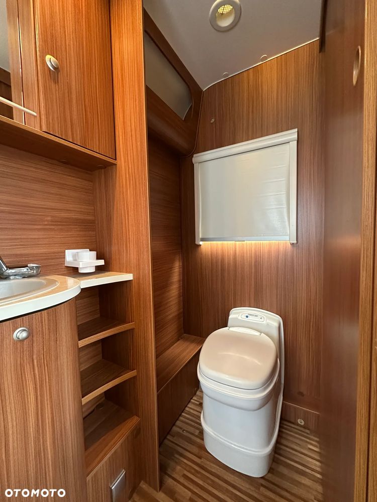 Adria ADORA 613 HT z przedsionkiem Isabella i napędem osi. RATY - 35