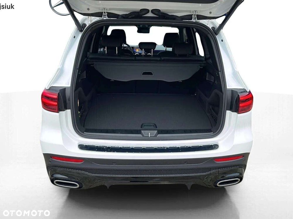 Mercedes-Benz GLB - 7