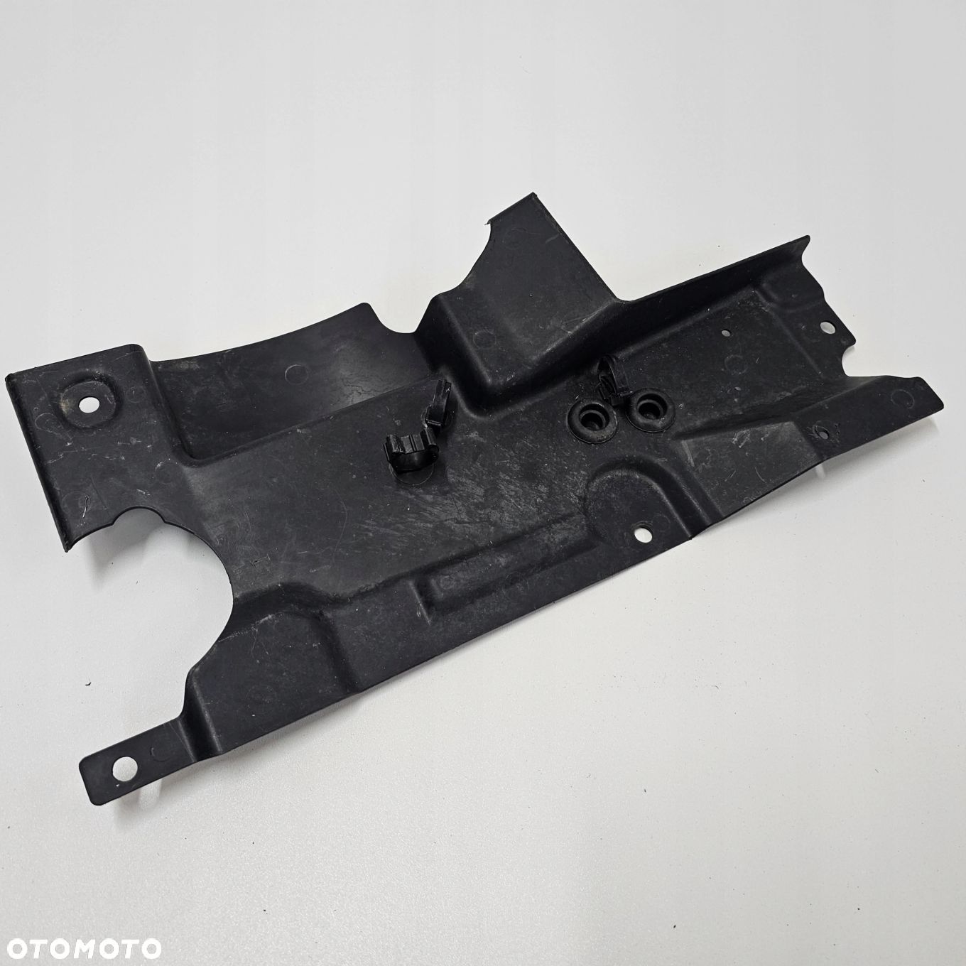 VW T5 LIFT osłona płyta podwozia podłogi lewy tył 7E0825217 - 1