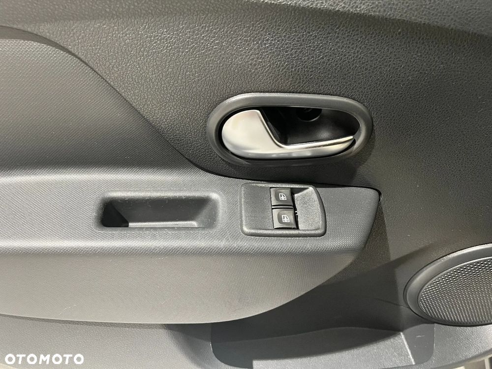Dacia Sandero 1.0 SCe Access - 16