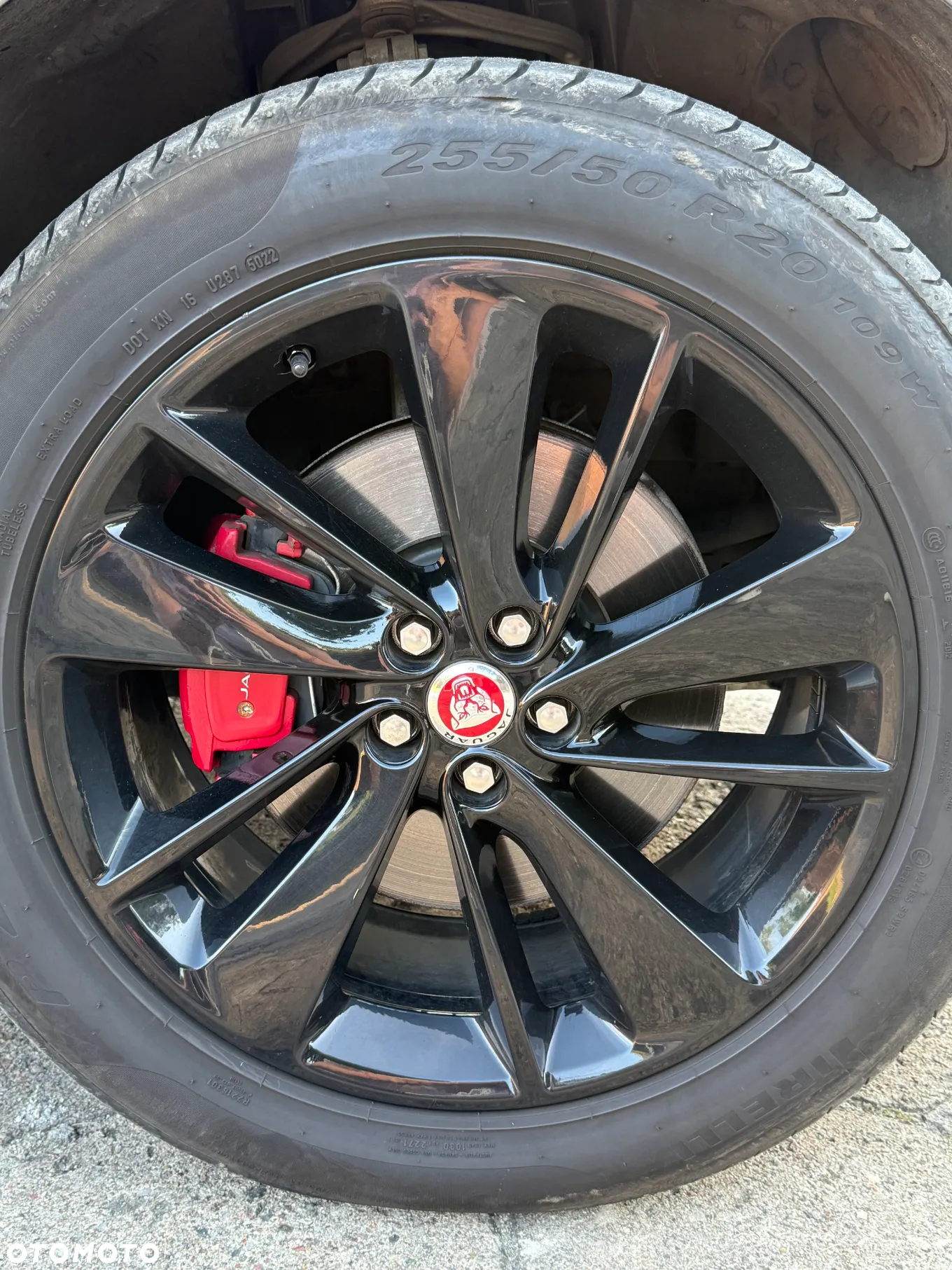 Jaguar F-Pace 2.0 i4P AWD R-Sport - 9