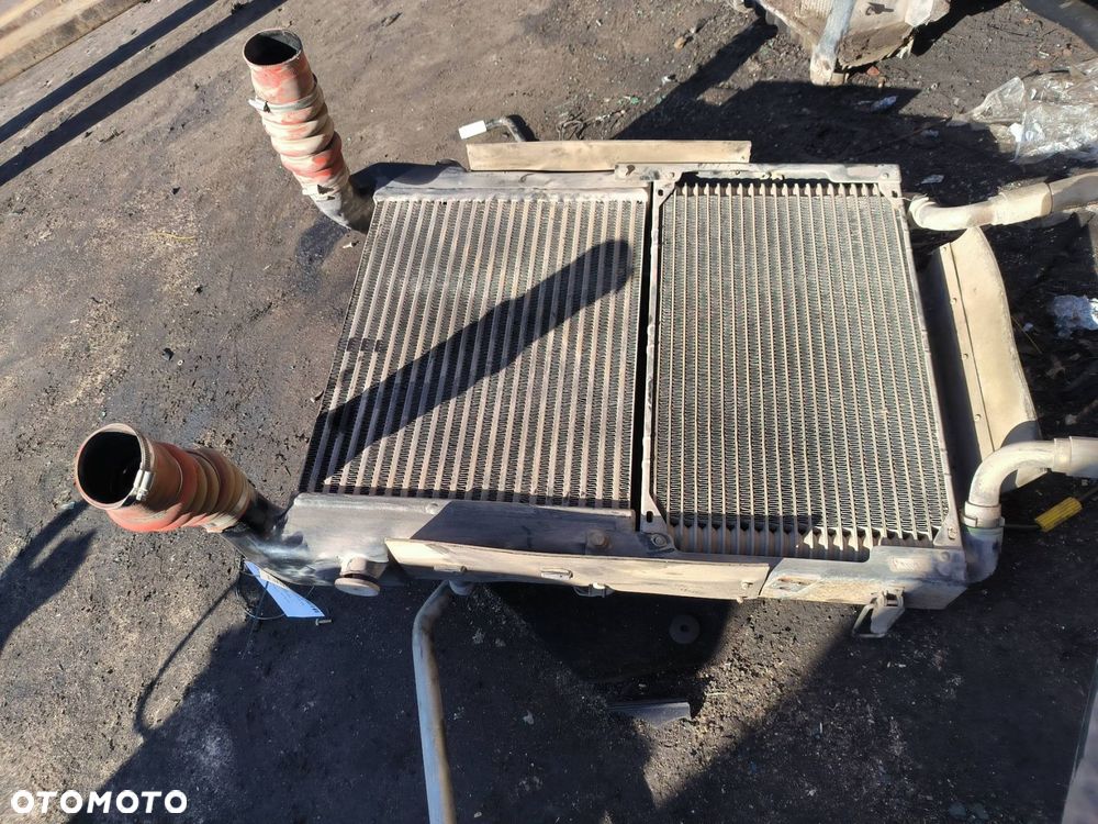 CHŁODNICA INTERCOOLER CASE PUMA 225 - 6