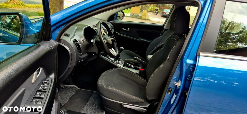 Kia Sportage 2.0 CVVT 2WD Vision - 8