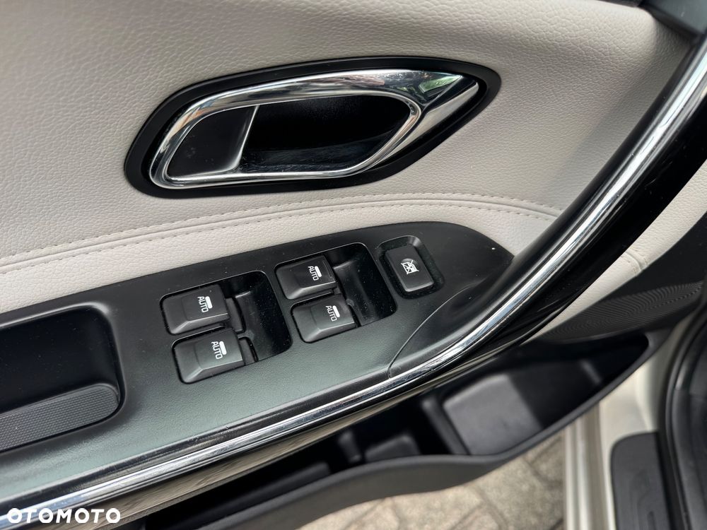 Kia Ceed 1.6 GDI Business Line - 23