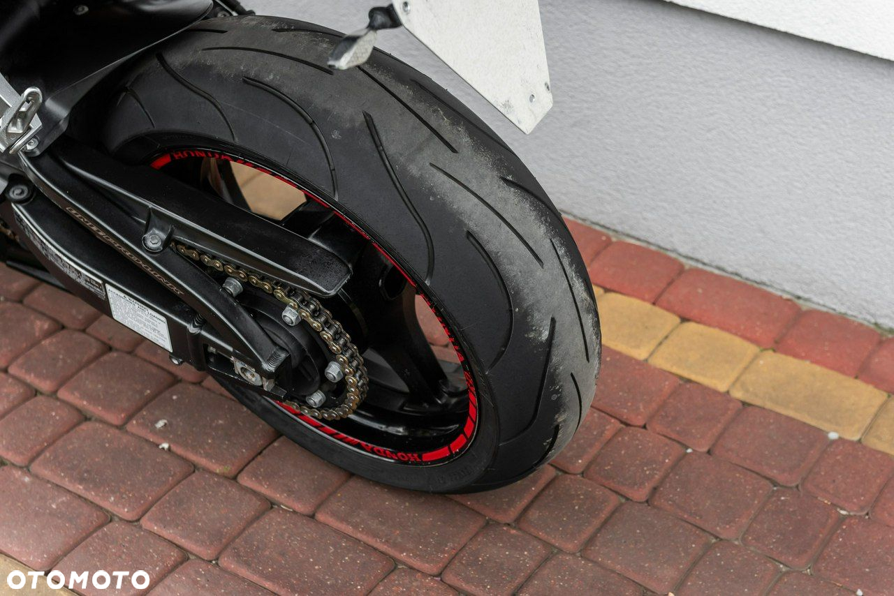 Honda CBR - 9