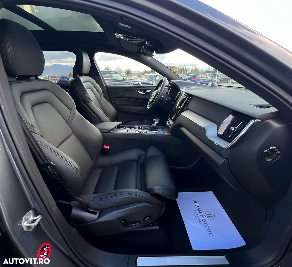Volvo XC 60 D5 AWD R-Design - 18