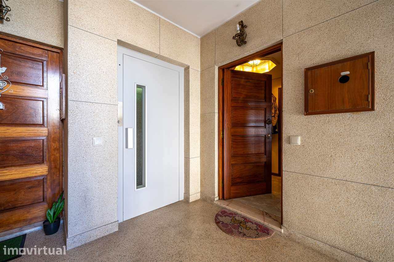 Apartamento T3 Venda em Paços de Brandão,Santa Maria da Feira - Grande imagem: 3/24