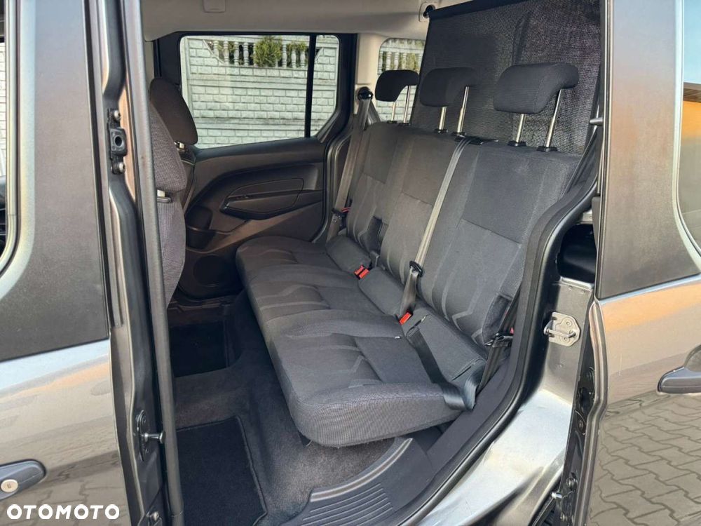 Ford Tourneo Connect - 23