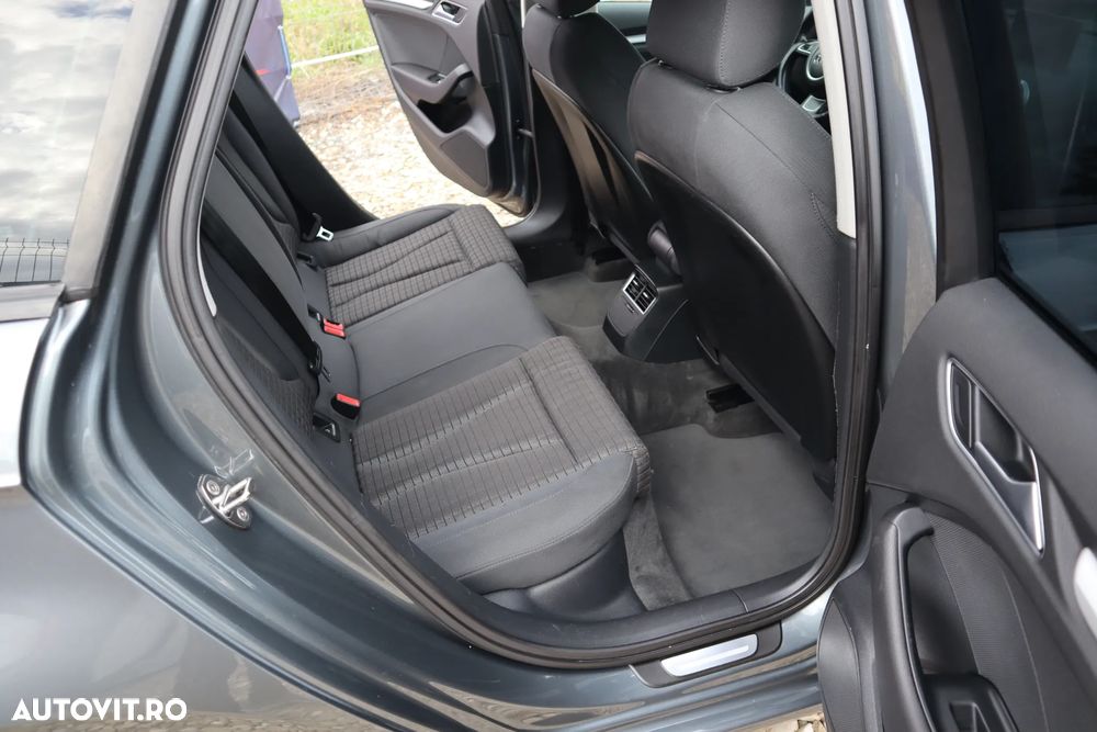Audi A3 1.6 TDI Limousine S tronic Ambition - 27