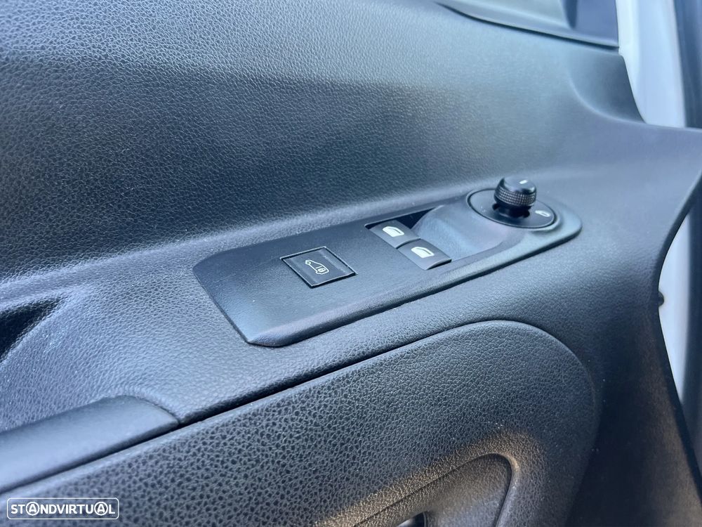 Opel Combo 1.5 CDTi L1H1 - 12