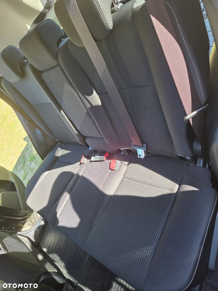 Toyota RAV4 2.0 Premium - 10