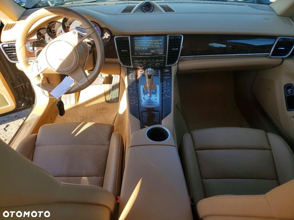 Porsche Panamera Edition - 9