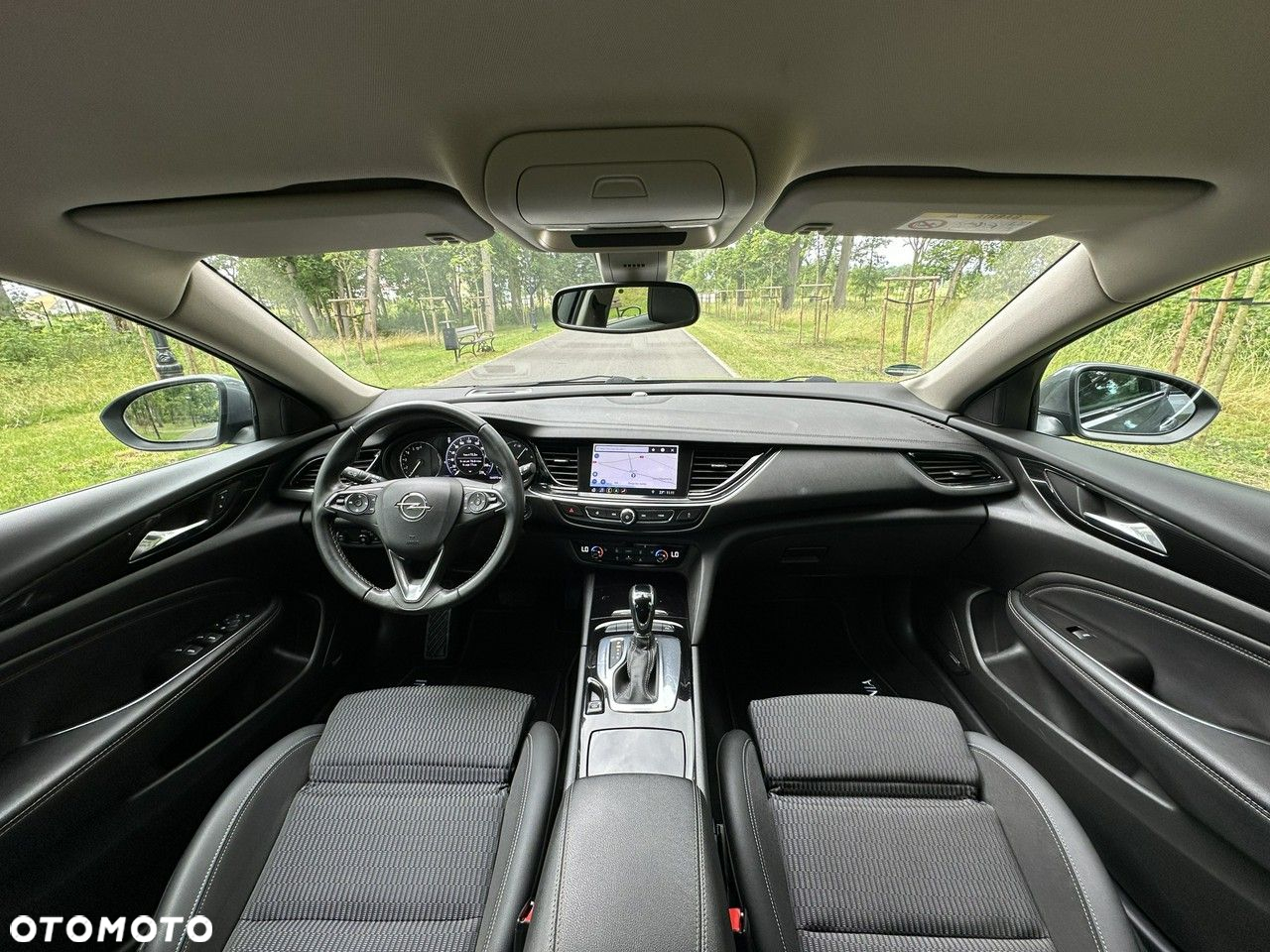 Opel Insignia - 35