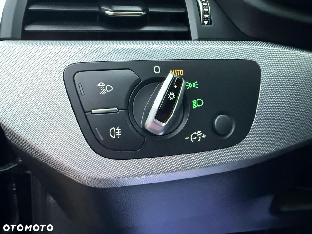 Audi A4 Avant 2.0 TDI DPF S line Sportpaket - 23