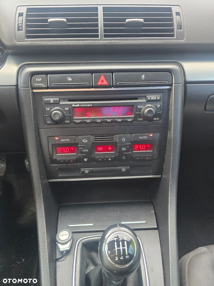 Audi A4 Limousine 2 - 17