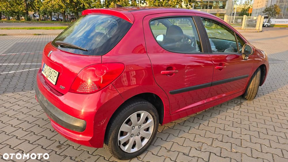 Peugeot 207 - 4