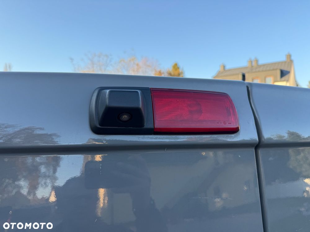 Renault Trafic Furgon Brygadowy Long L2H1 6 osób - 38