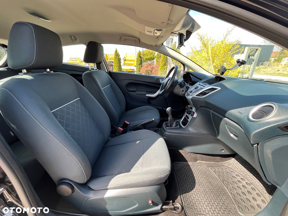Ford Fiesta 1.25 Titanium - 17