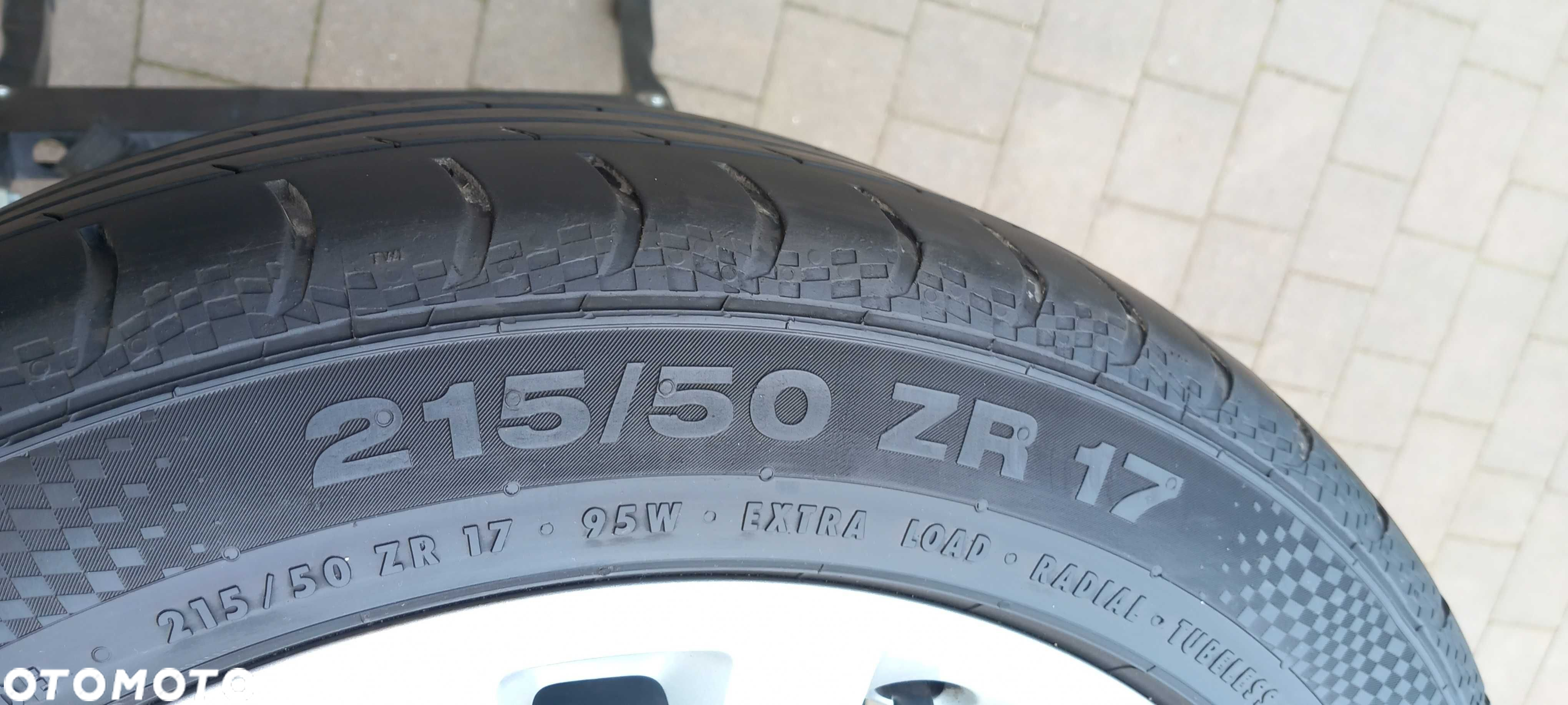 Opony letnie Kl. Premium 4x CONTINENTAL 215/50R17 95W XL - 4