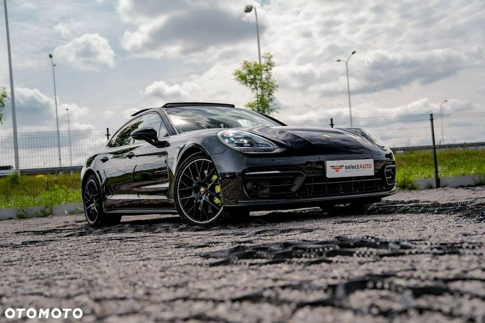 Porsche Panamera 4 E-Hybrid Platinum Edition - 13